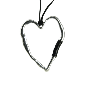 Heart w/ Leather Lg Pendant P043