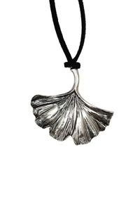 Ginkgo Leaf Pendant P039